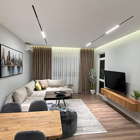 Luxe Aura * טיראנה