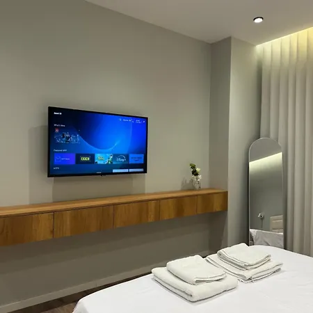 Luxe Aura Апартаменты