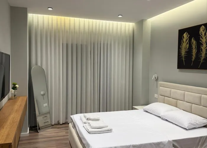 Luxe Aura Апартаменты Тирана
