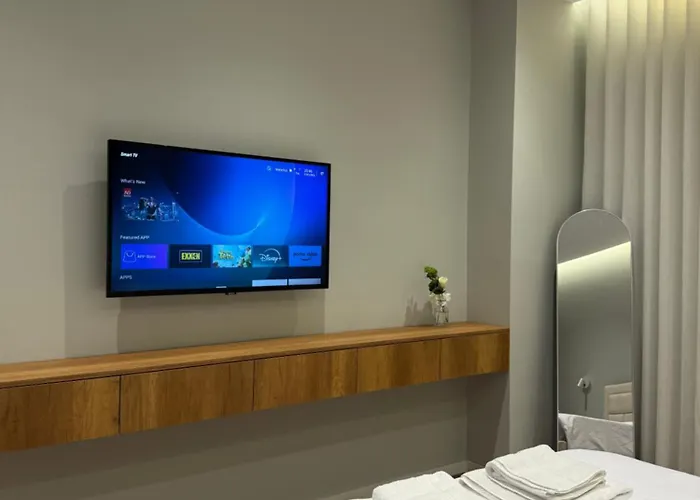 Luxe Aura Апартаменты